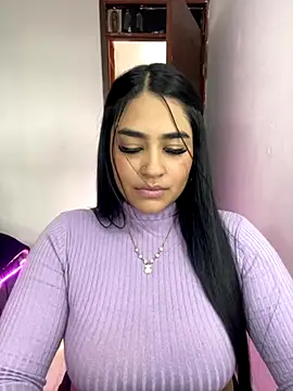 Charlotte cutee18 online show from 10-29-25, 08:30