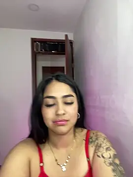Snapshot of Charlotte_cutee18 chatting on 10-15-25, 03:49 Charlotte cutee18 online show from 10-15-25, 03:49