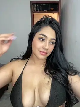 Snapshot of Charlotte_cutee18 chatting on 10-02-25, 10:35 Charlotte cutee18 online show from 10-02-25, 10:35