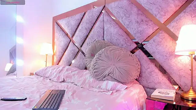 Jennalove  online show from 04-08-26, 10:00