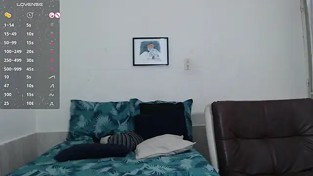 Snapshot of agata_22 chatting on 01-10-25, 03:50 agata 22 online show from 01-10-25, 03:50