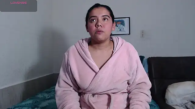 agata 22 online show from 12-16-25, 03:44