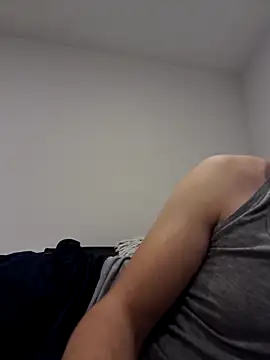 suarez1235 online show from 10-30-25, 07:33