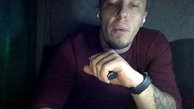 Snapshot of KristiDan chatting on 12-15-25, 09:53 KristiDan online show from 12-15-25, 09:53