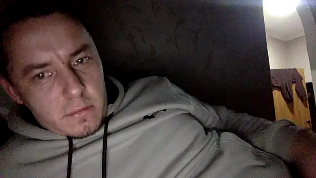 Snapshot of KristiDan chatting on 11-25-25, 11:16 KristiDan online show from 11-25-25, 11:16