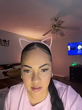 DestineeJayde online show from 04-19-26, 03:18