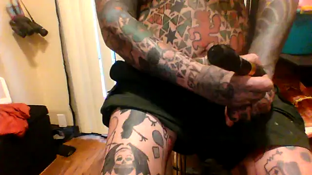 fukurbutt online show from 04-15-26, 01:22