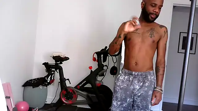 Horus0027 online show from 04-18-26, 01:13