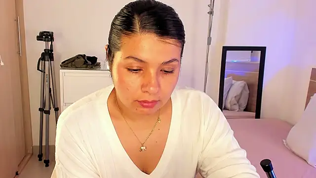 miaa daniels online show from 06-08-26, 02:23