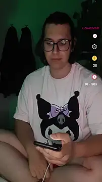 Snapshot of Daisy_150 chatting on 09-30-25, 09:43 Daisy 150 online show from 09-30-25, 09:43