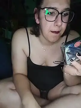 Snapshot of Daisy_150 chatting on 10-17-25, 10:00 Daisy 150 online show from 10-17-25, 10:00