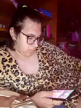 Snapshot of Daisy_150 chatting on 09-26-25, 11:00 Daisy 150 online show from 09-26-25, 11:00