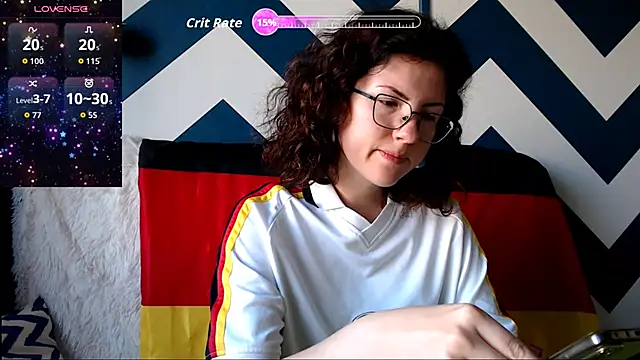 Snapshot of vaders_daughter chatting on 09-20-25, 01:27 vaders daughter online show from 09-20-25, 01:27