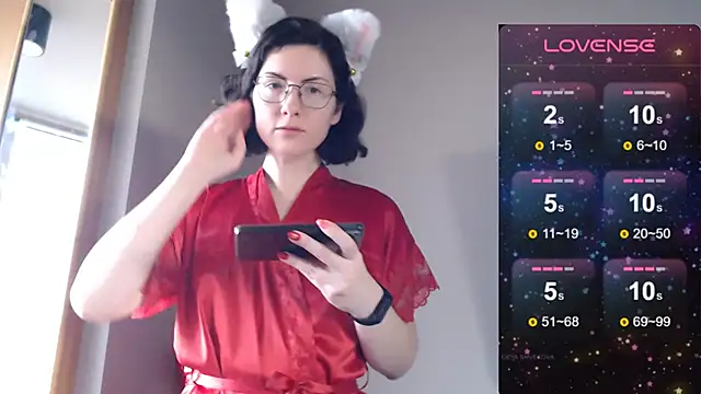 Snapshot of vaders_daughter chatting on 02-13-25, 02:31 vaders daughter online show from 02-13-25, 02:31