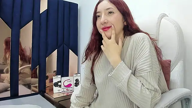 Snapshot of Barbie_girl_69 chatting on 03-18-25, 02:17 Barbie girl 69 online show from 03-18-25, 02:17