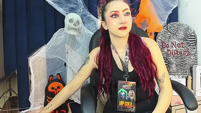 Barbie girl 69 online show from 10-31-25, 02:35