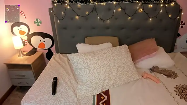 julieth love  online show from 12-17-25, 01:38