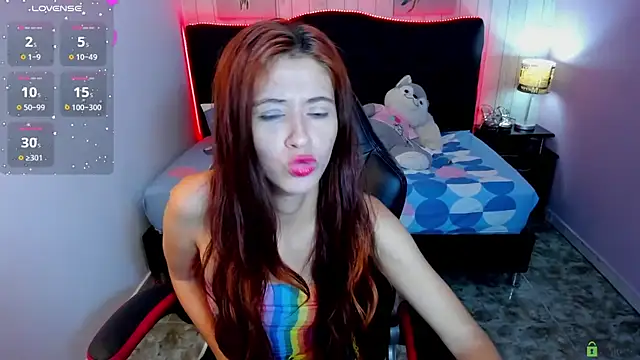 julieth love  online show from 11-07-25, 01:48