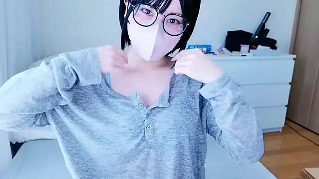  HIKARU  online show from 03-10-25, 12:07