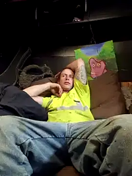 Snapshot of cdressupdiva chatting on 02-25-25, 01:20 cdressupdiva online show from 02-25-25, 01:20