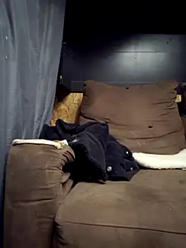 Snapshot of cdressupdiva chatting on 02-03-25, 01:30 cdressupdiva online show from 02-03-25, 01:30