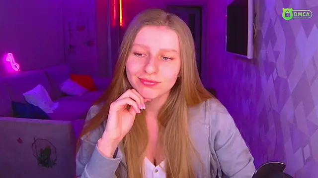 Snapshot of AmaliaQueen chatting on 03-03-25, 03:11 AmaliaQueen online show from 03-03-25, 03:11