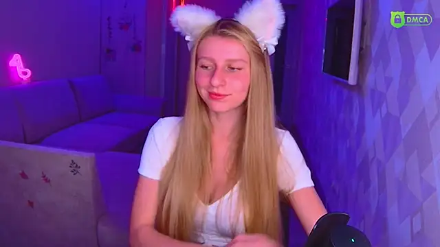 AmaliaQueen online show from 11-01-25, 02:22