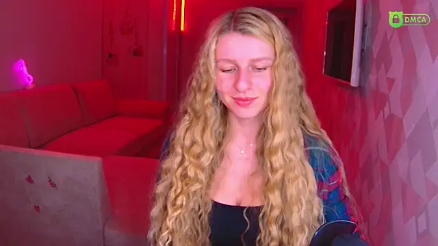 AmaliaQueen online show from 12-01-25, 03:02