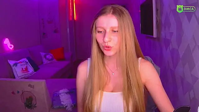 Snapshot of AmaliaQueen chatting on 01-12-25, 04:29 AmaliaQueen online show from 01-12-25, 04:29