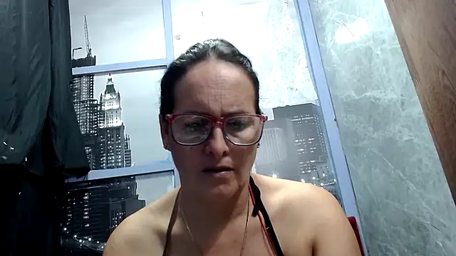 Nastylatinaxxx online show from 03-25-26, 11:53