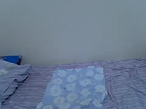 pretty leila2 online show from 12-01-25, 03:13