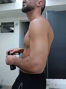 sebasxx97 online show from 07-11-26, 12:16