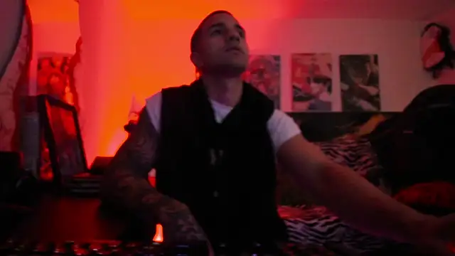 Sisoyalejo420 online show from 12-16-25, 02:16