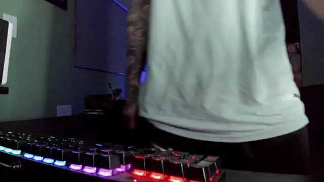 Sisoyalejo420 online show from 06-10-26, 04:57