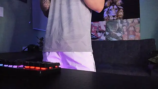 Snapshot of Sisoyalejo420 chatting on 02-21-26, 03:19 Sisoyalejo420 online show from 02-21-26, 03:19