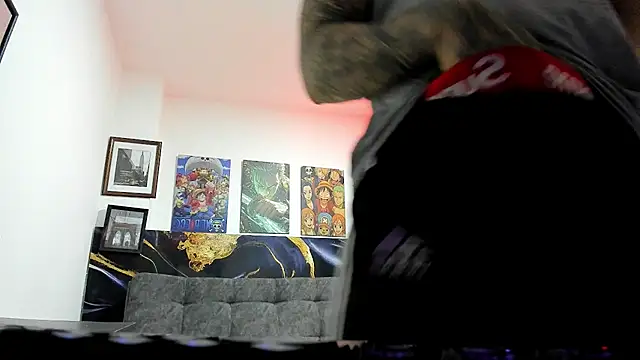 Snapshot of Sisoyalejo420 chatting on 09-10-25, 02:43 Sisoyalejo420 online show from 09-10-25, 02:43