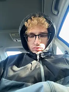 CreamyAustin online show from 10-31-25, 07:32