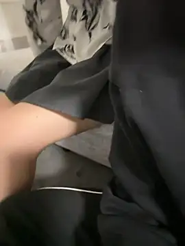 POCARI SWEAT online show from 02-14-26, 11:10