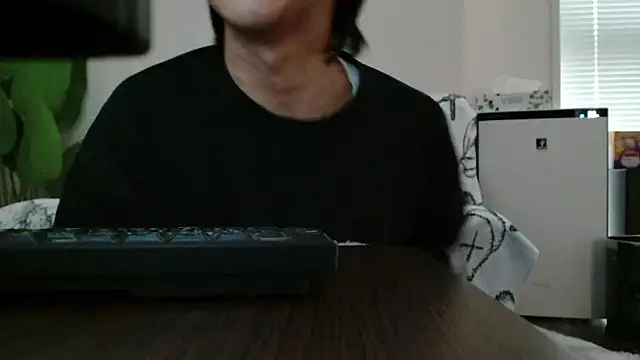 POCARI SWEAT online show from 03-20-26, 12:44