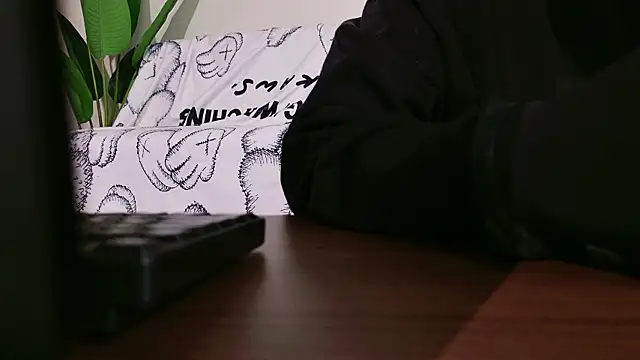 POCARI SWEAT online show from 03-03-26, 05:25