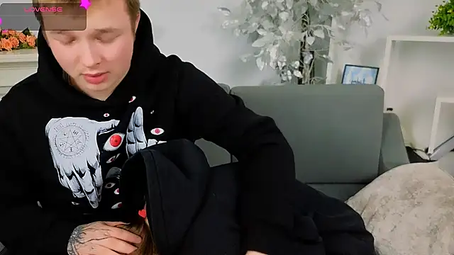  Olli  Stiw  online show from 11-27-25, 08:15