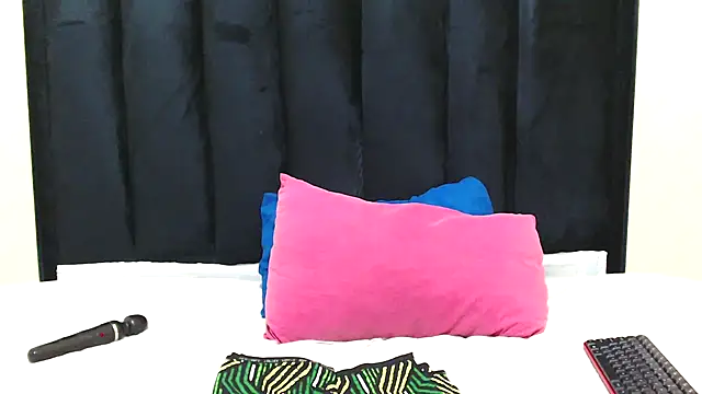 EBONY WILD ASS online show from 05-07-26, 12:41