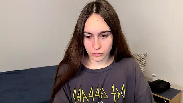 AliceKolltt online show from 04-21-26, 09:21