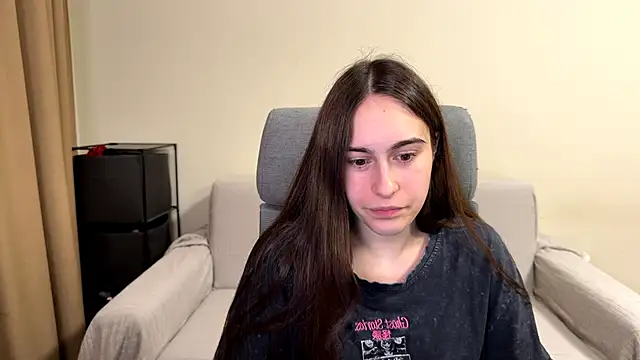 AliceKolltt online show from 06-06-26, 08:36