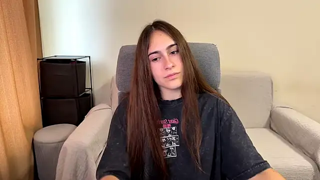 AliceKolltt online show from 11-06-25, 10:19