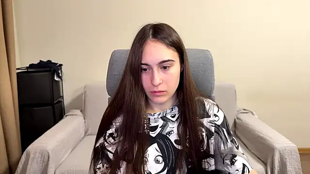 AliceKolltt online show from 06-10-26, 08:21
