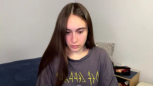 AliceKolltt online show from 05-18-26, 07:29