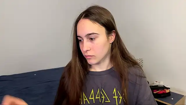 AliceKolltt online show from 04-19-26, 09:28