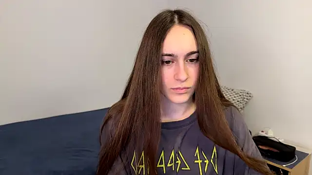AliceKolltt online show from 04-22-26, 08:37