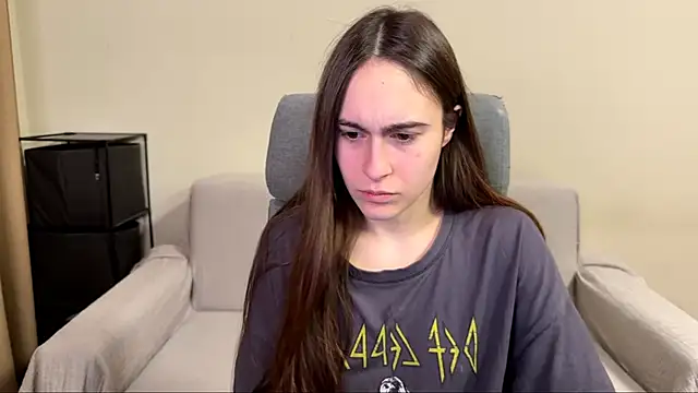 AliceKolltt online show from 04-14-26, 09:09